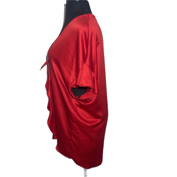 Victoria’s Secret NWT red “love” robe. One size. - Picture 7 of 11